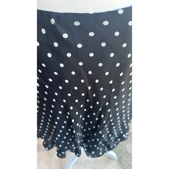 Jones New York signature skirt Tiered Size 16 100% Silk Black & White Polka Dots - Picture 2 of 4